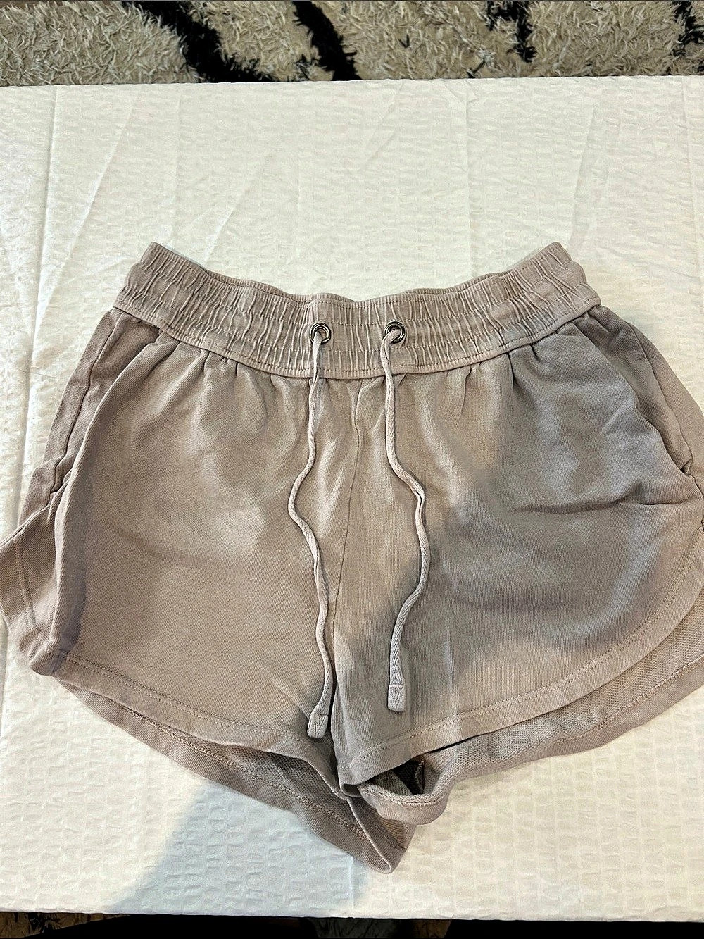 H&M Women'Small Brown High-Waisted Shorts Size Small